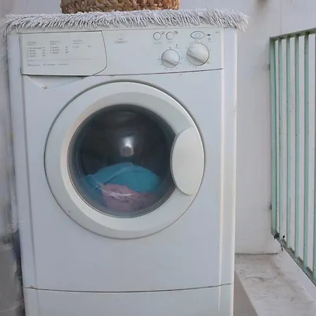 & Parking Генуя