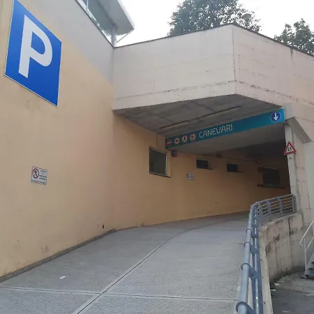 Lägenhet & Parking *